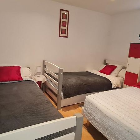 Belle Maison Avec Jardin Rdc T3 De 70M2 Vacances Ou Cure Thermale Rochefort Екстериор снимка