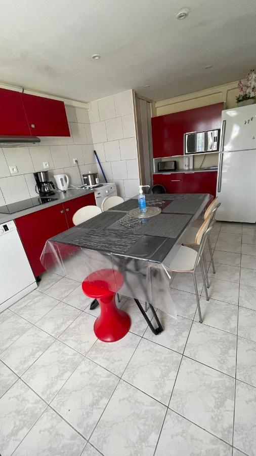 Belle Maison Avec Jardin Rdc T3 De 70M2 Vacances Ou Cure Thermale Rochefort Екстериор снимка