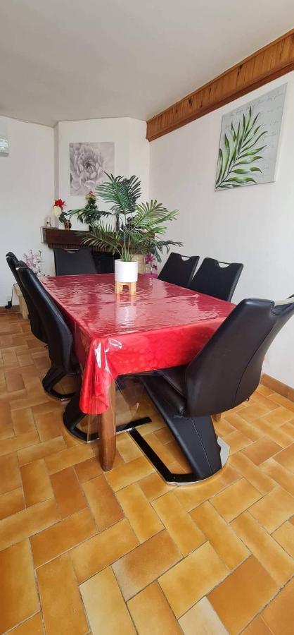 Belle Maison Avec Jardin Rdc T3 De 70M2 Vacances Ou Cure Thermale Rochefort Екстериор снимка