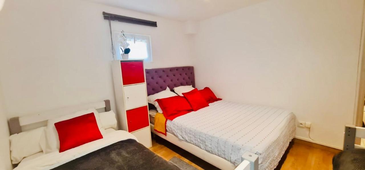 Belle Maison Avec Jardin Rdc T3 De 70M2 Vacances Ou Cure Thermale Rochefort Екстериор снимка