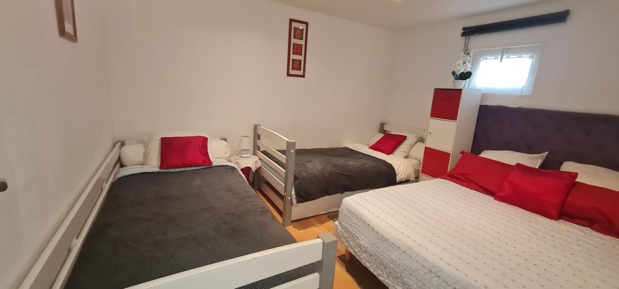Belle Maison Avec Jardin Rdc T3 De 70M2 Vacances Ou Cure Thermale Rochefort Екстериор снимка